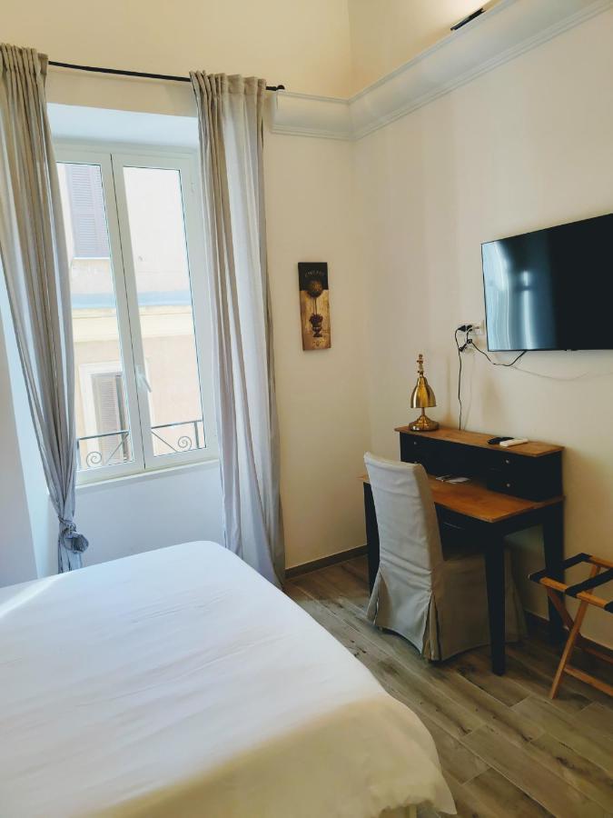 Christy Suite Elegante Appartamento Nel Centro Storico Di Anzio Buitenkant foto